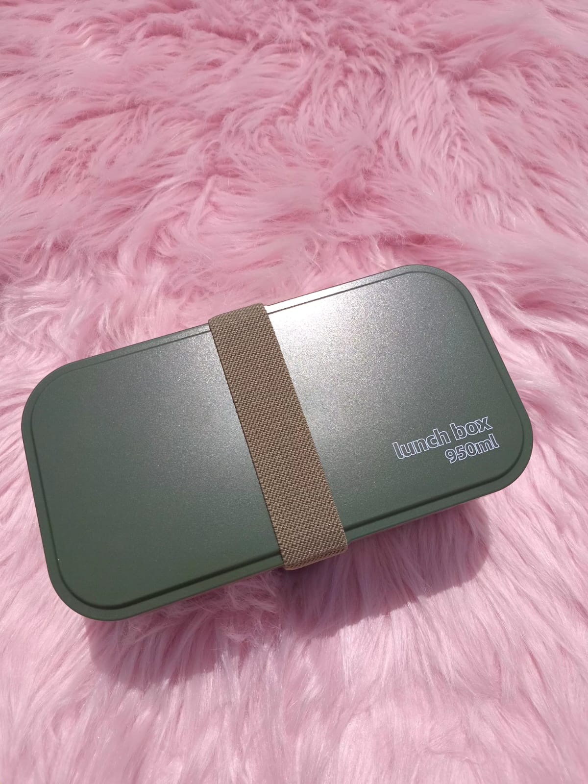 Rectangular Lunch Box with Spoon and Fork Rectangular Lunch Box with Spoon and Fork