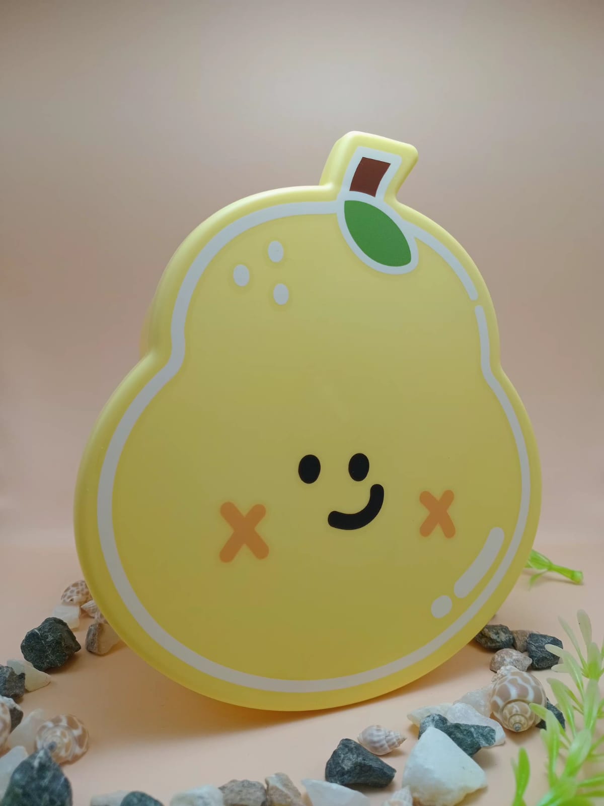 Fruit-Shaped Lunch Box with Spoon and Fork Fruit-Shaped Lunch Box with Spoon and Fork