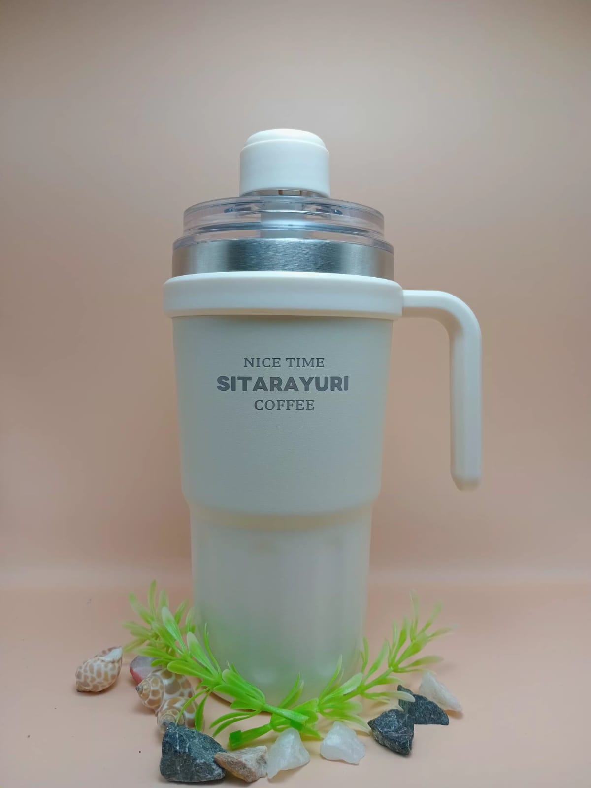 Travel Tumbler with Handle and Straw Travel Tumbler with Handle and Straw