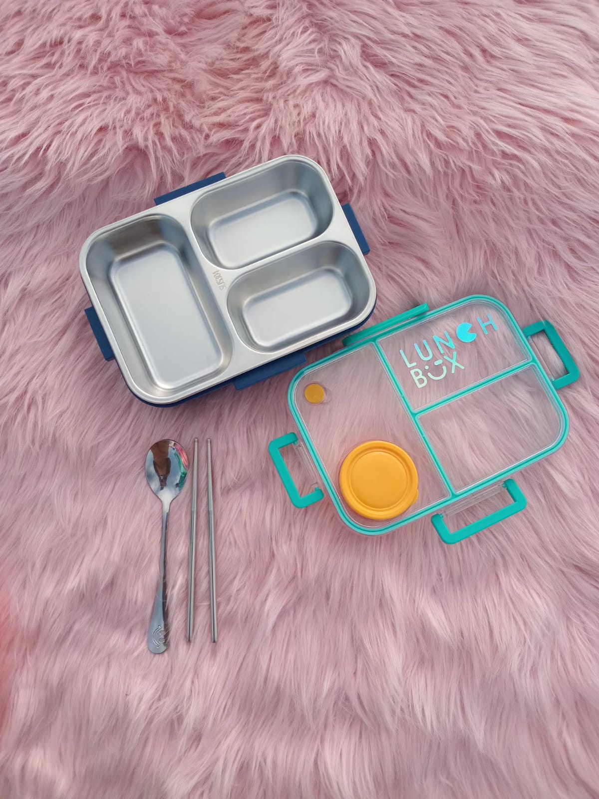 Compartment Lunch Box with Sauce Cup Compartment Lunch Box with Sauce Cup