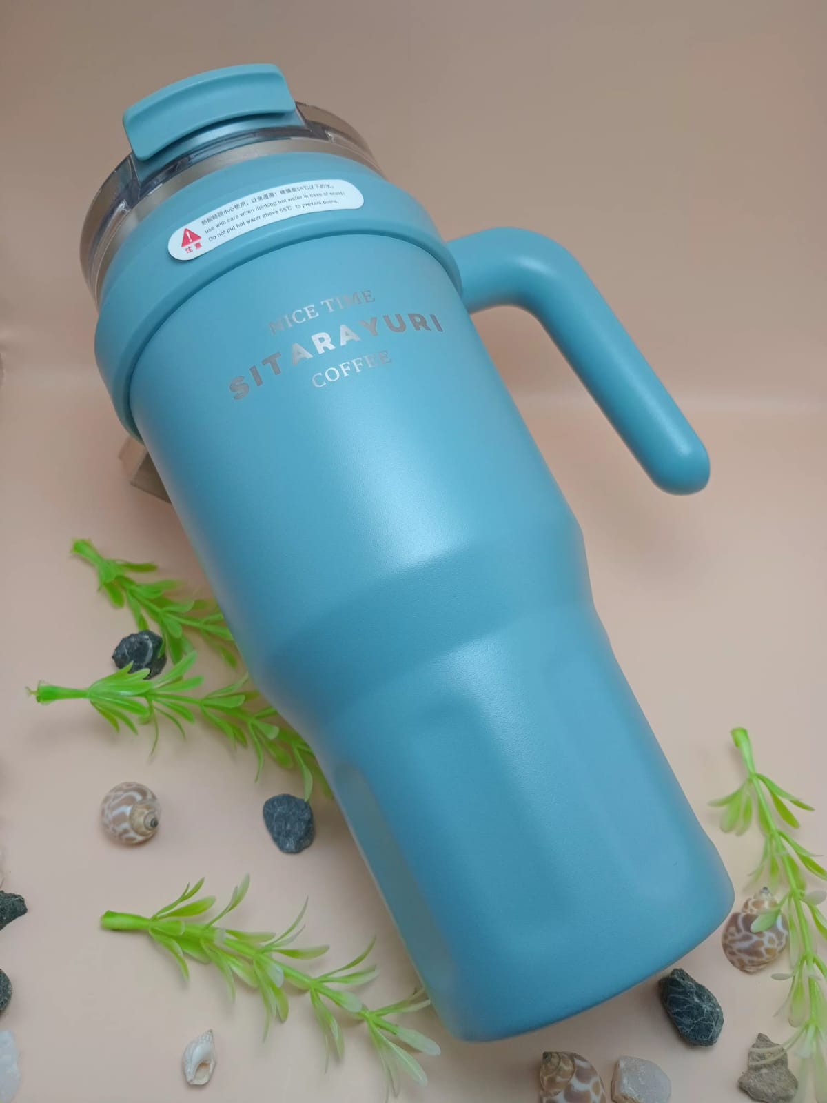 Travel Tumbler with Handle and Straw Travel Tumbler with Handle and Straw